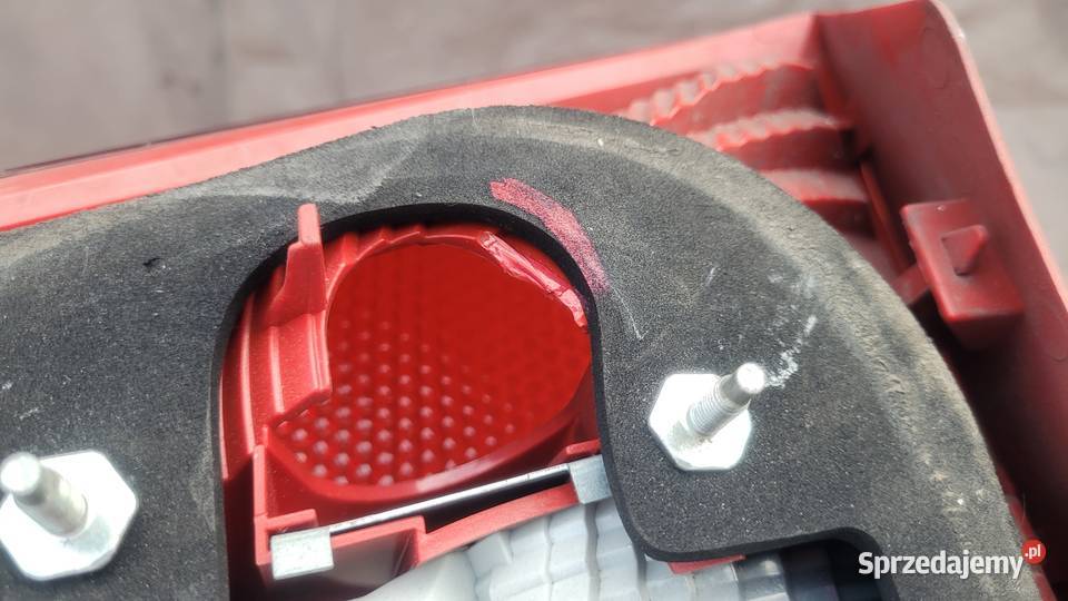 SKODA OCTAVIA II KOMBI 1Z9 LAMPA PRAWA TYŁ TYLNA Ruda Śląska