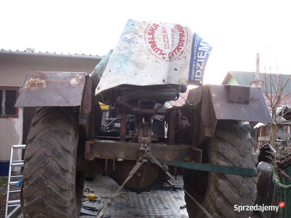Esiok 18 pług odśnieżny nieuszkodzony Ciągniki Mielec