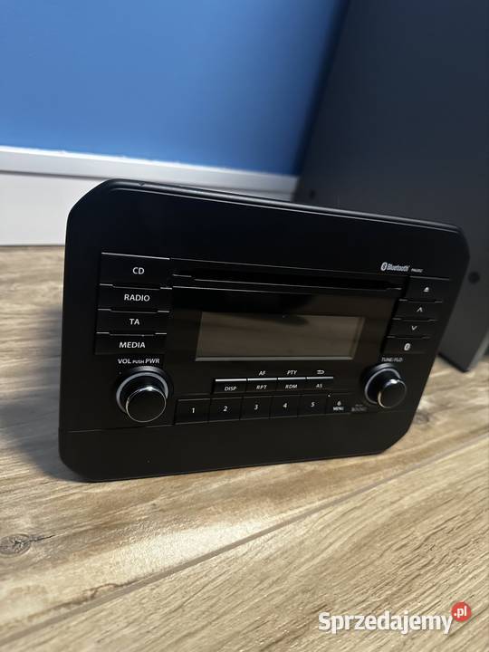 Radio do Suzuki Ingis 100 sprawne z demontażu Ostrów Mazowiecka
