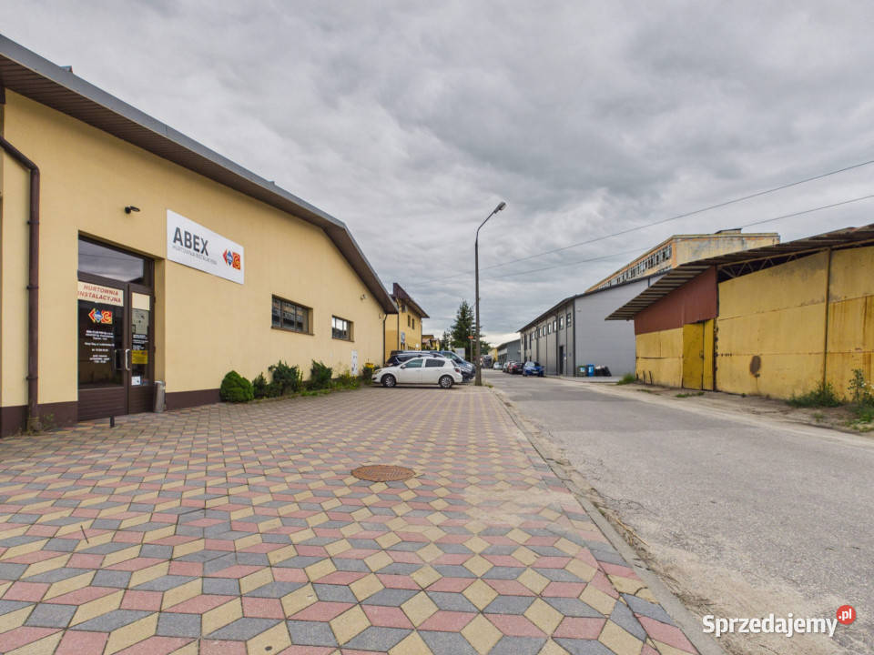 Biuro z Nową Halą 113 m Najmu