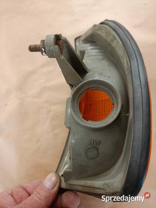 Kierunkowskaz prawy przód Mercedes W 123 Gorzów Śląski