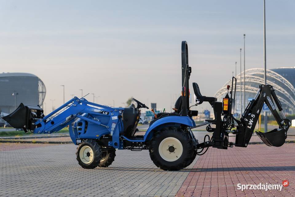 LS Tractor XJ25 MEC 4x4 244 ładowacz czołowy LS Tajęcina