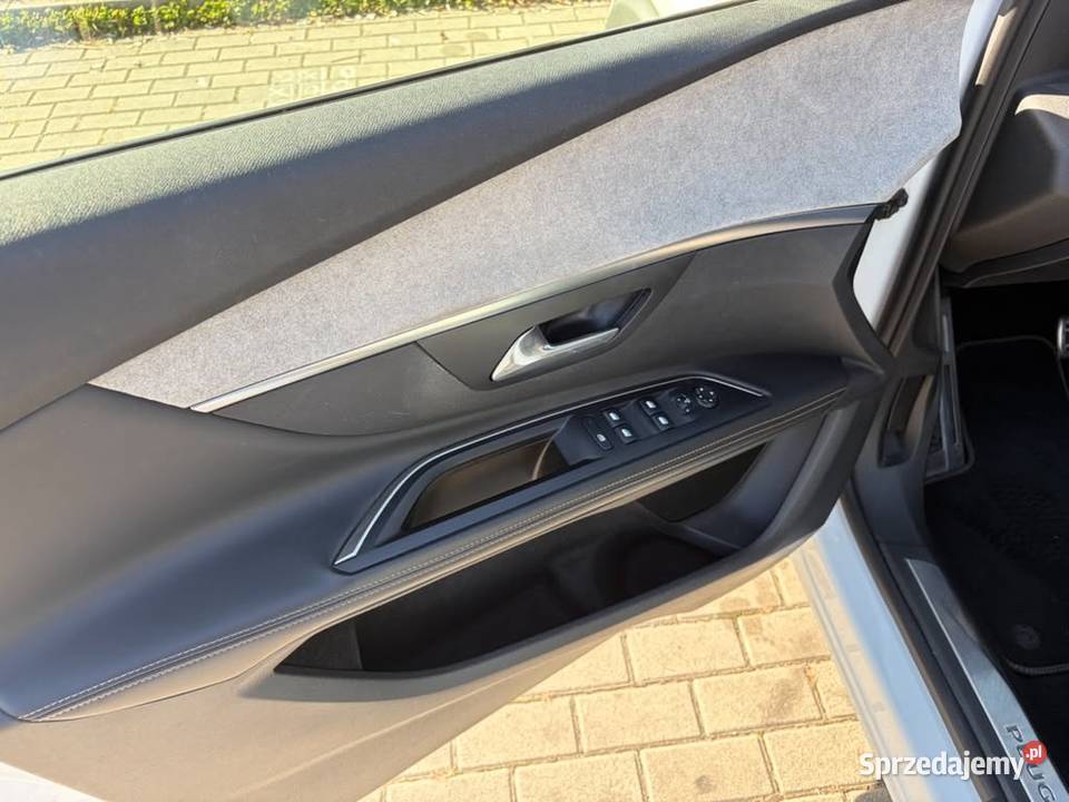 Peugeot 5008 20 BlueHdi GT SS EAT8 Męcina