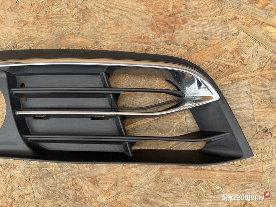 Kratka zderzaka przód prawa rh bmw 5 V F10 F11 osobowe Międzychód sprzedam