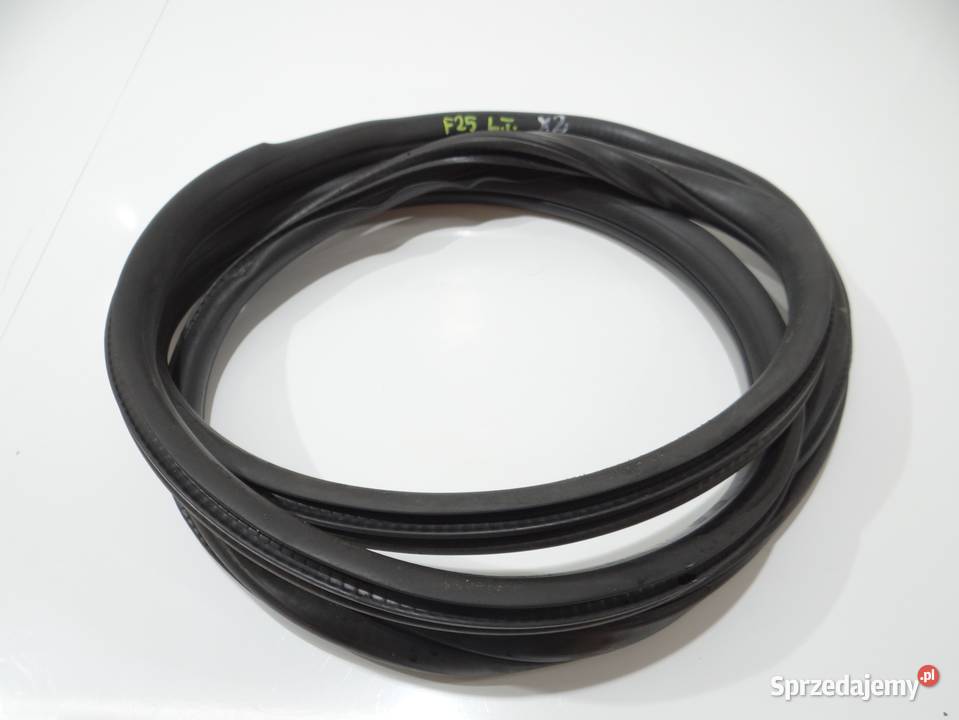 USZCZELKA DRZWI LEWY TYŁ BMW X3 F25 7205725 lubelskie Strzyżewice