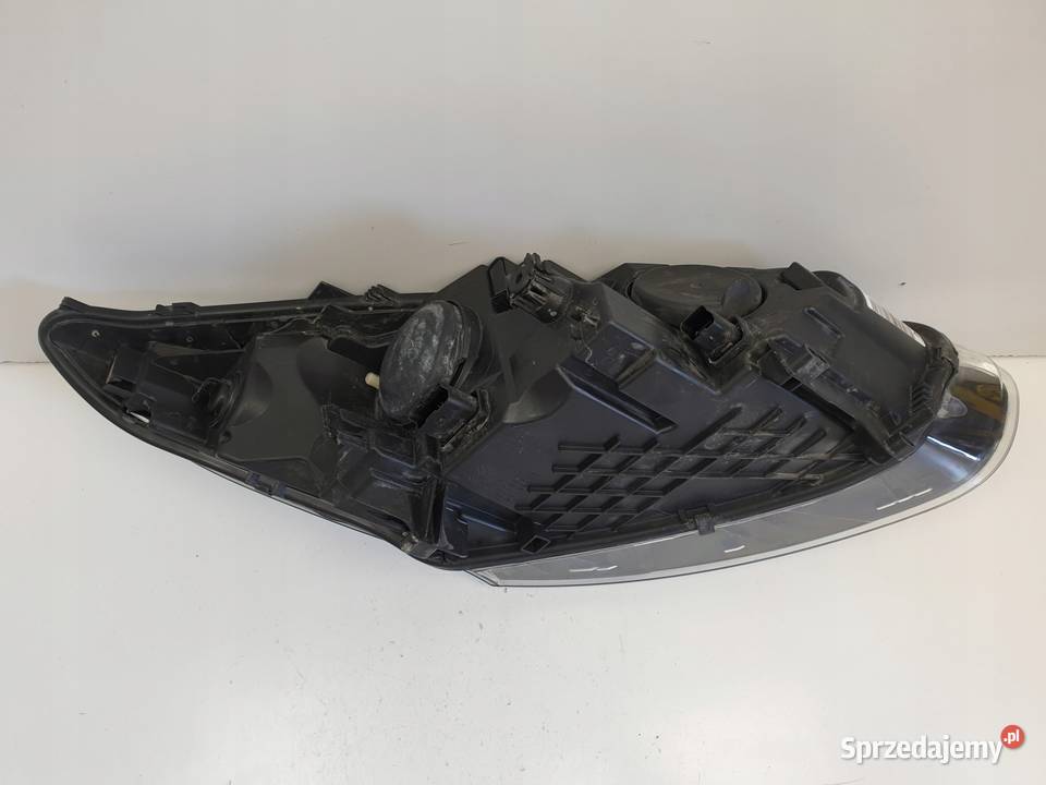 Renault Megane III LIFT PRZEDNIA LAMPA LEWA osobowe Janów