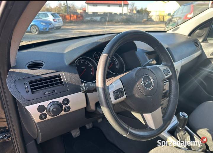 Opel Astra 14 2008 elektryczne szyby Łask sprzedam