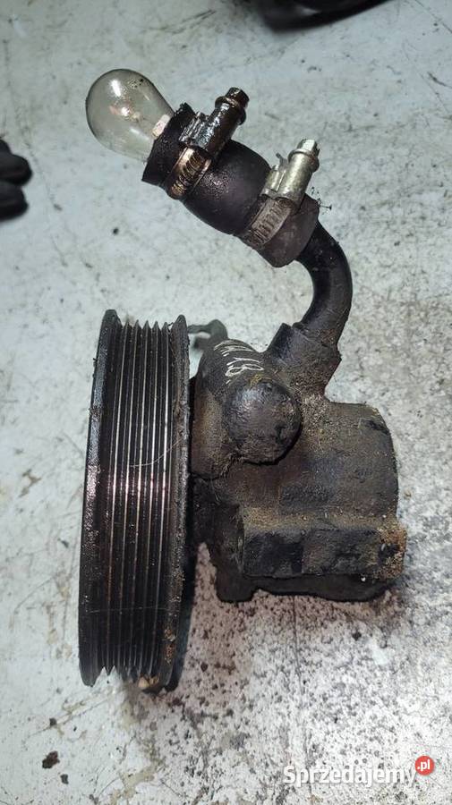 Pompa wspomagania Volvo V40 18 Łagów