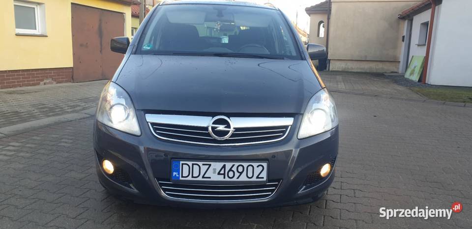 Opel Zafira 7 osobowy 2013r hak 1800cm3 dolnośląskie Dzierżoniów