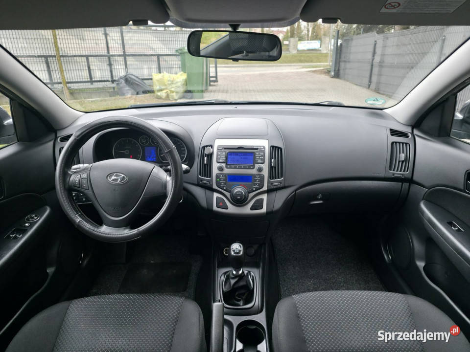 Hyundai i30 14 Benzyna Serwisowany Gwarancja manualna świętokrzyskie Piekoszów