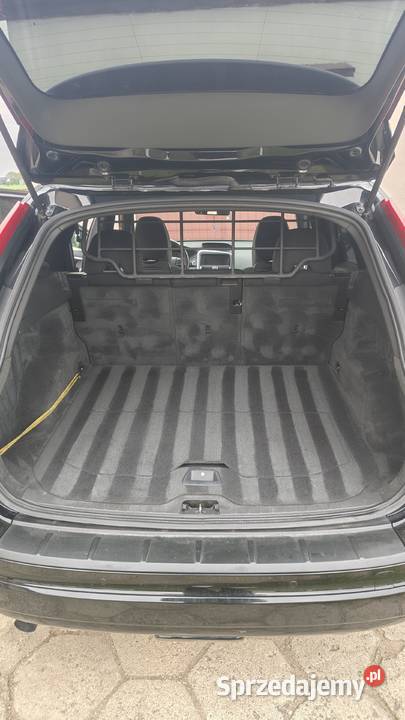 Volvo XC60 24 D5 185 koni 4 x 4 manual Strachocice-Kolonia