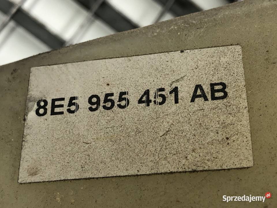 ZBIORNIK SPRYSKIWACZY AUDI A4 B6 SedanLimuzyna