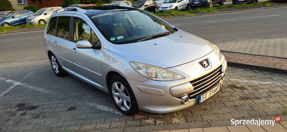 Peugeot 307 sw 2007 oxygo 16 16v 109 kombi światła przeciwmgielne