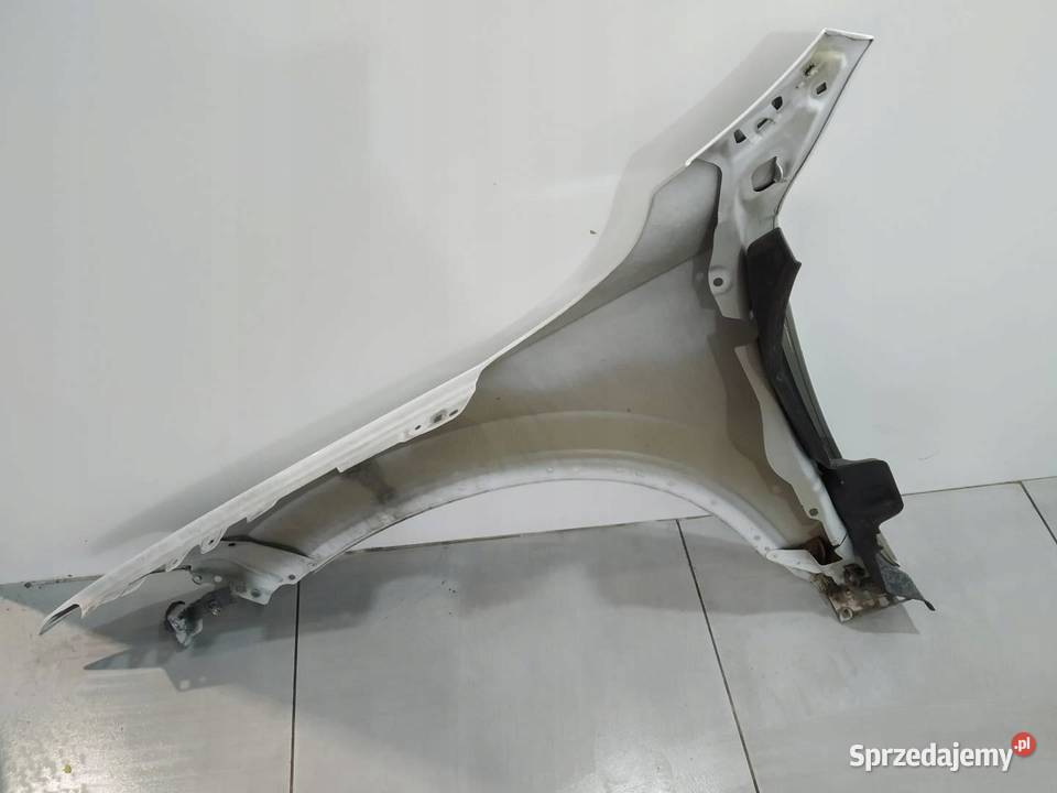 BŁOTNIK PRAWY PRZÓD 70746 USZK Volvo XC 90 II