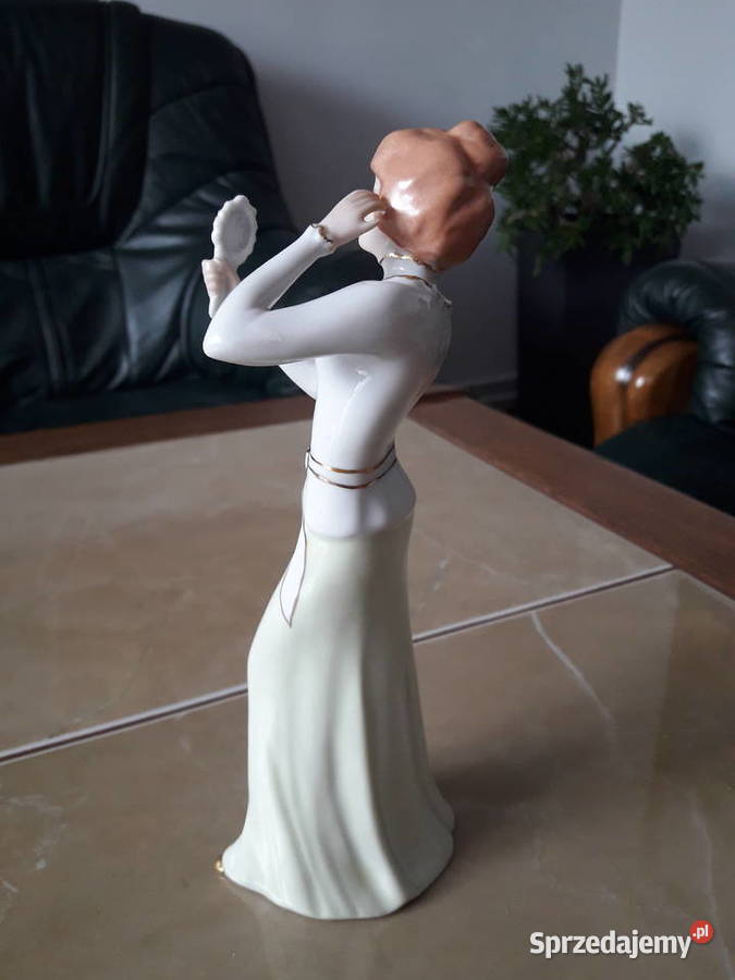 Dama z lusterkiem Royal Dux Czechosłowacja lata lubelskie Janów Lubelski