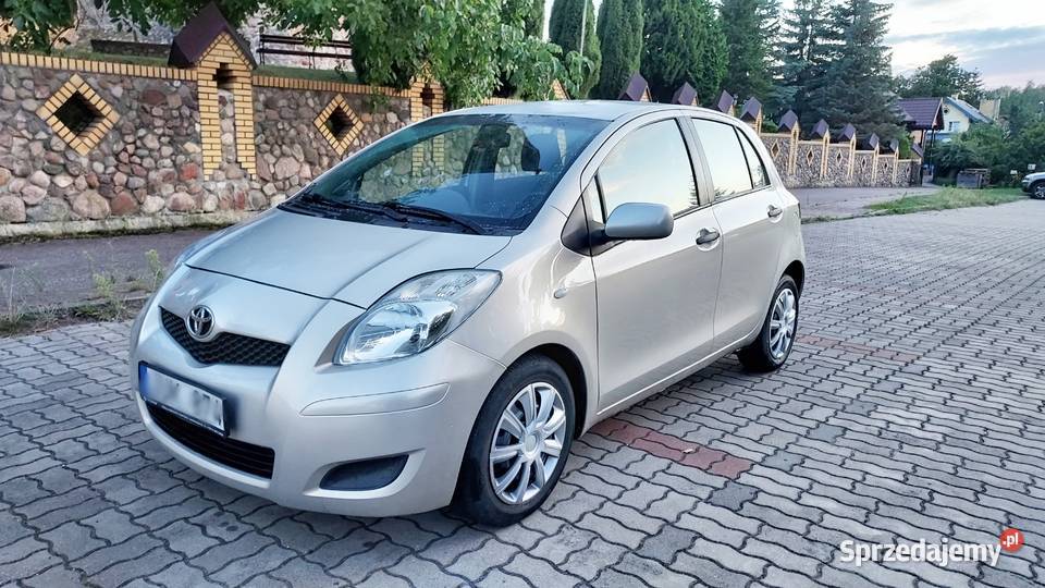 TOYOTA YARIS 133 benzyna 100 6 biegow Warszawa