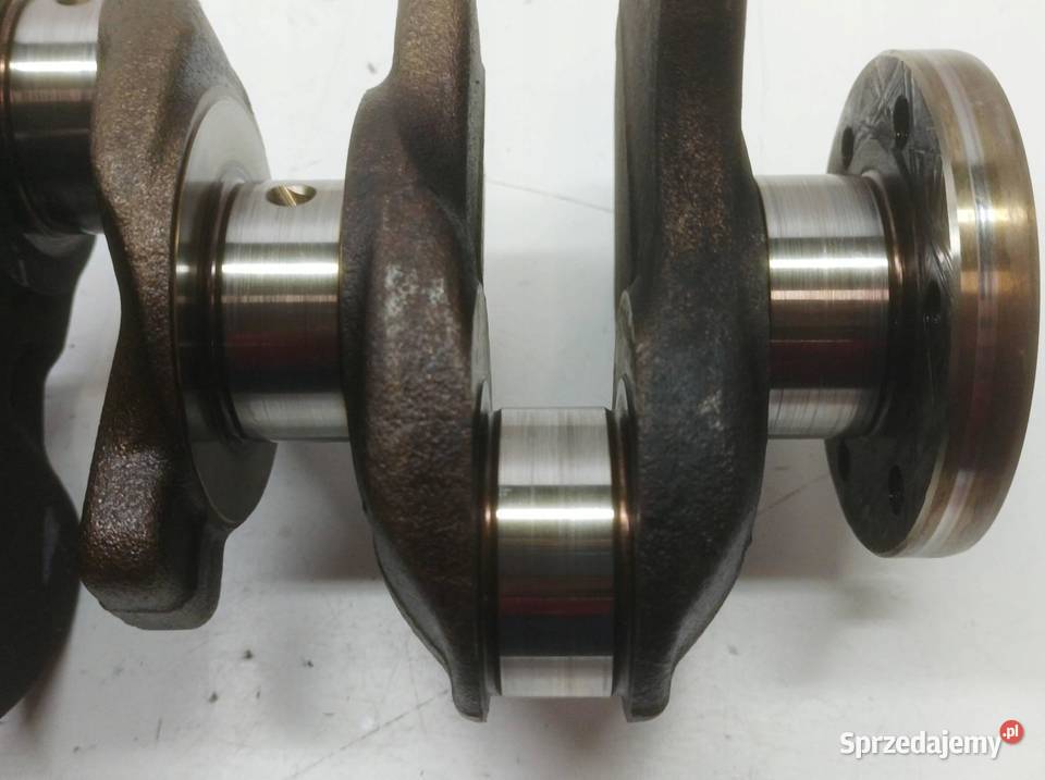 WAŁ KORBOWY 16 VTI THP Peugeot 5008 I 2009 osobowe Blok silnika