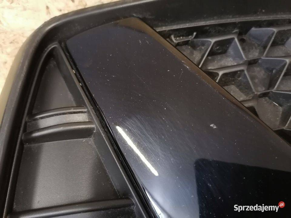 AUDI A1 S1 S LINE KRATKA ZDERZAK PRAWA PRZÓD Pleszew