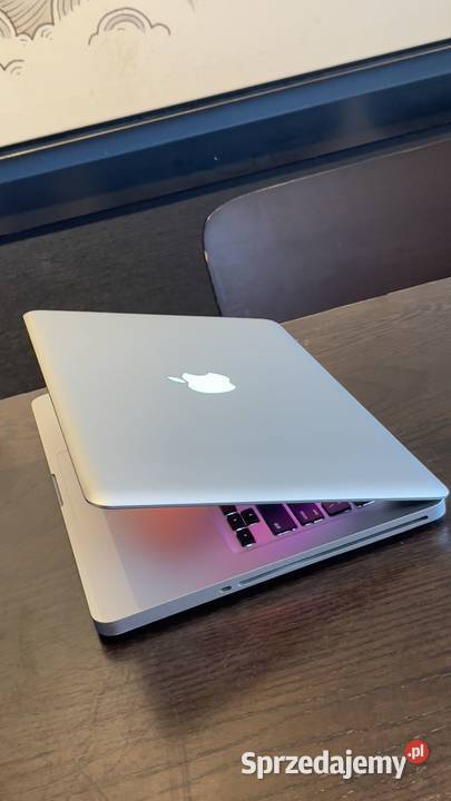 Sprzedaję komputer żeby zapłacić prawo jazdy Liczba rdzeni 1 Police sprzedam