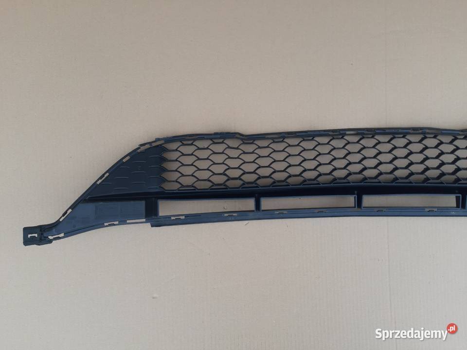 MERCEDES AKLASA W177 AMG KRATKA ZDERZAKA Trzciel