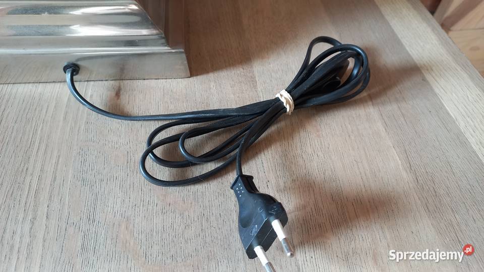 Lampka metalowa niklowana Srebrna Stołowa Gawroniec