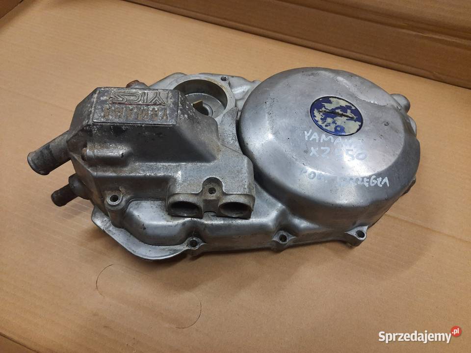 Yamaha XZ 550 pokrywa sprzęgła kapa dekiel pompa Części motocyklowe Jelenia Góra