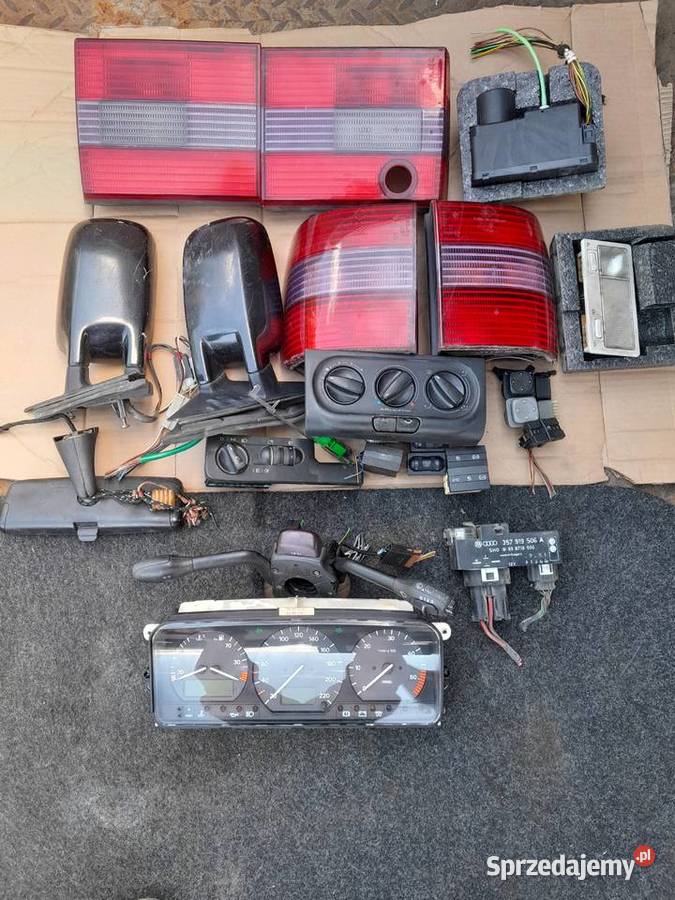 Vw passat b4 kombi lampa prawa lewa w klape Nisko