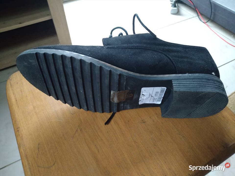 Zamszowe buty męskie rozmiar 40r