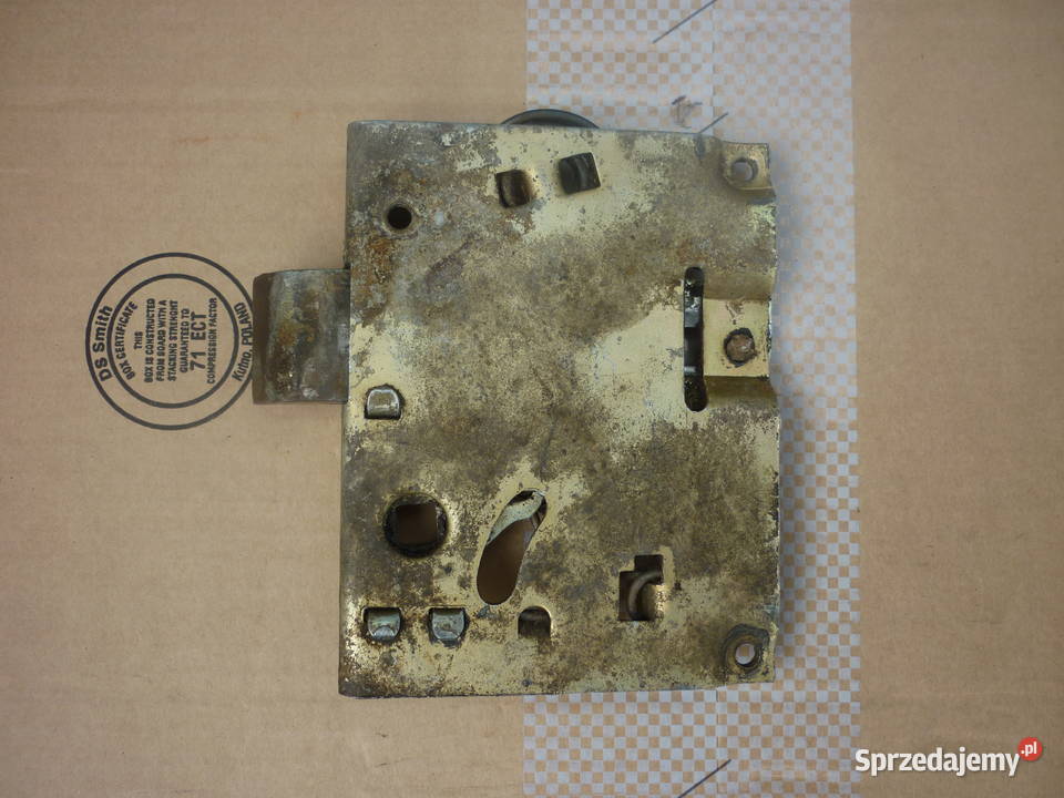 Stary zamek do samochodu ciężarowe Dębica