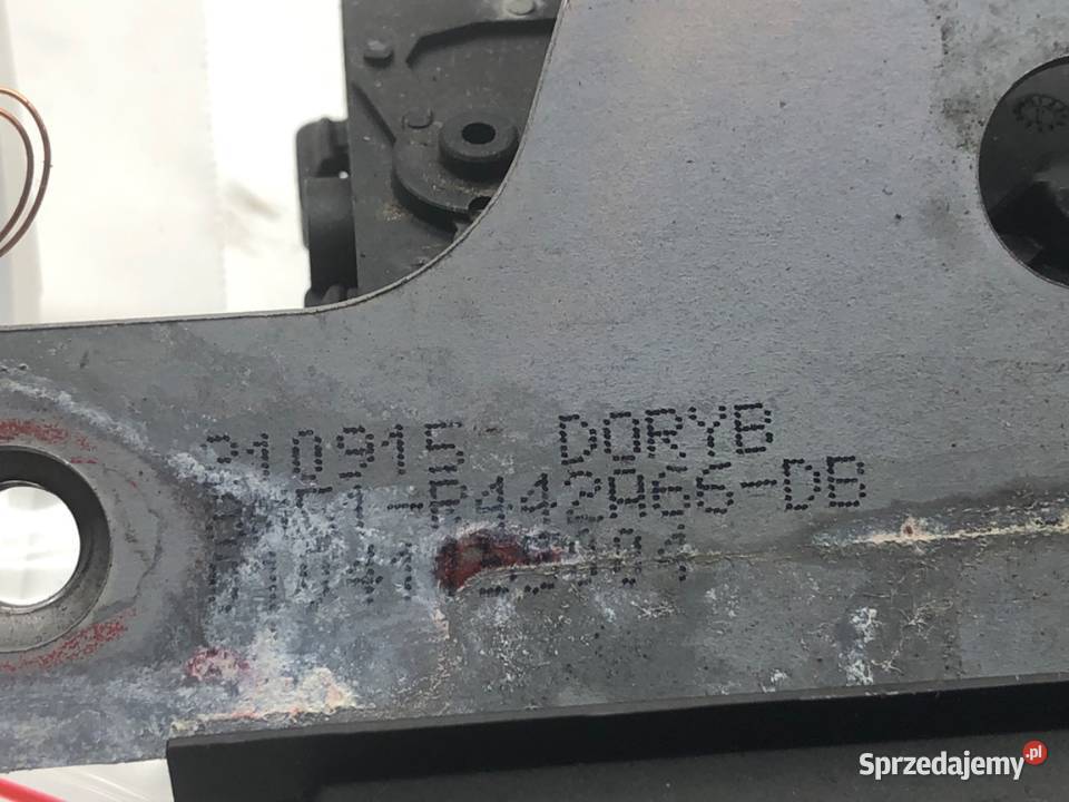 ZAMEK KLAPY TYŁ FORD FOCUS III Hatchback