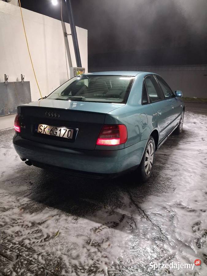 Sprzedam Audi A4 B5 Klima długie OC i PT elektryczne lusterka A4 Katowice