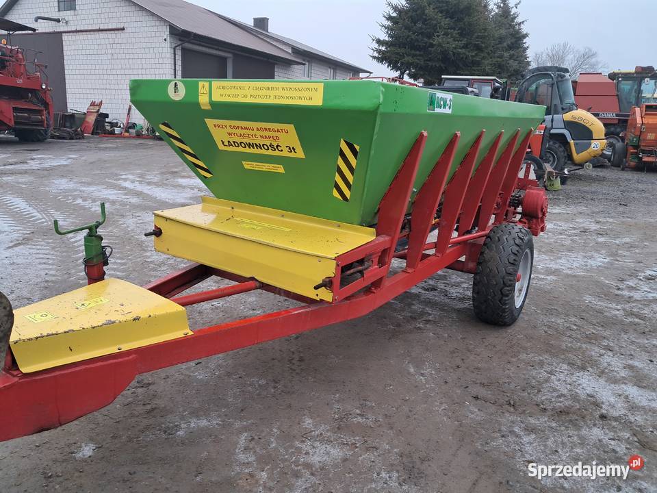 Rozsiewacz do wapna Rcw 3 Piast piaskarka Unia nieuszkodzony Skaryszew