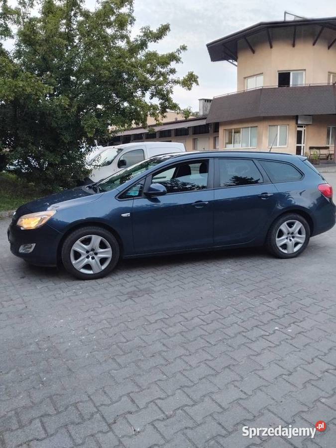 Opel Astra J 2011 Astra