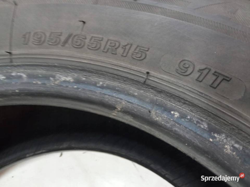 OPONA ZIMOWA BRIDGESTONE BLIZZAK LM32 19565R15