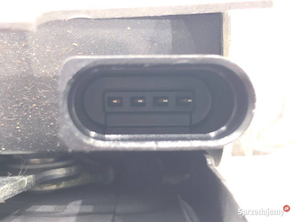 ZAMEK KLAPY TYŁ VW PASSAT B7 Kombi 3C9827645A Zamki, wkładki i kluczyki podkarpackie