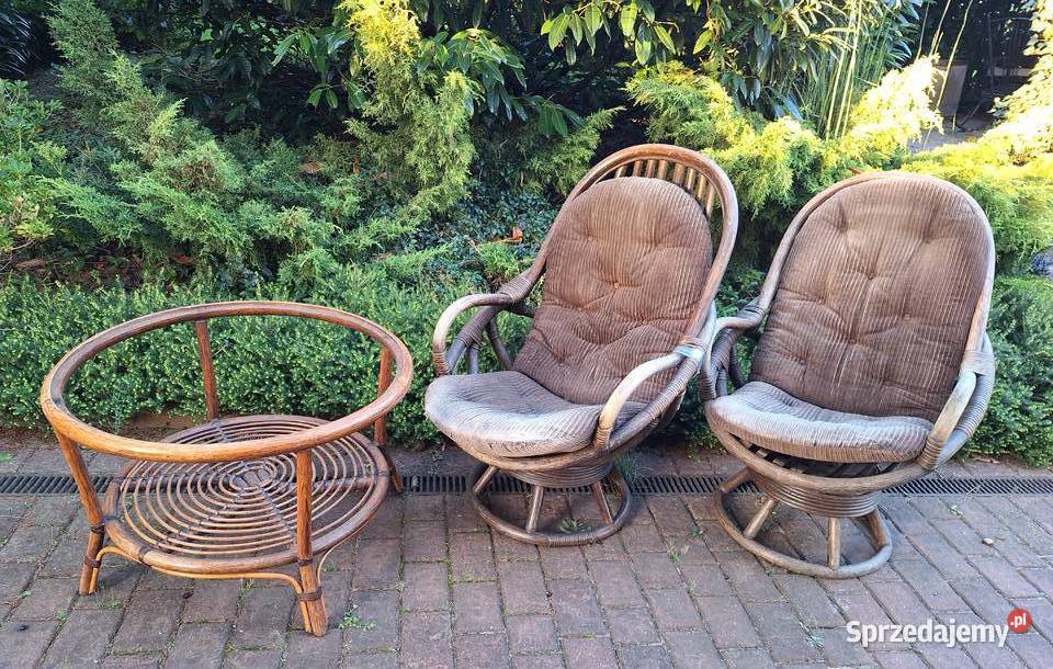 Dwa fotele obrotowe rattan plus stolik rattanowy pomorskie Gdynia sprzedam