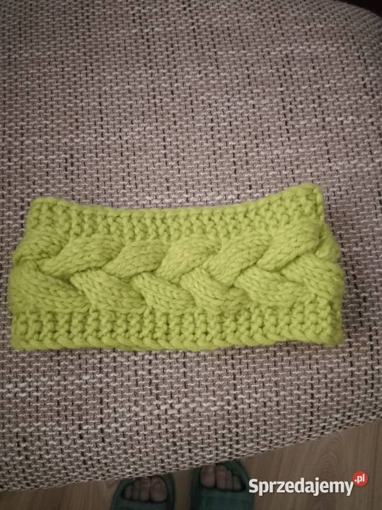 Opaski ręcznie wykonane na drutach