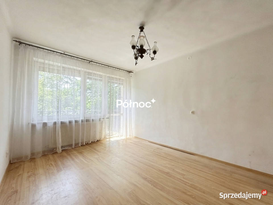 Kawalerka 37 m2 w centrum Tomaszowa Lubelskiego 6729zł/m2 Nieruchomości Tomaszów Lubelski