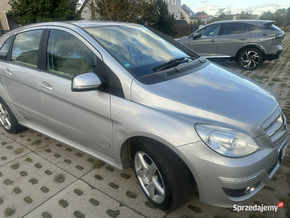 Mercedes B 200 Niski przebieg automat parktronik wielofunkcyjna kierownica Wejherowo sprzedam