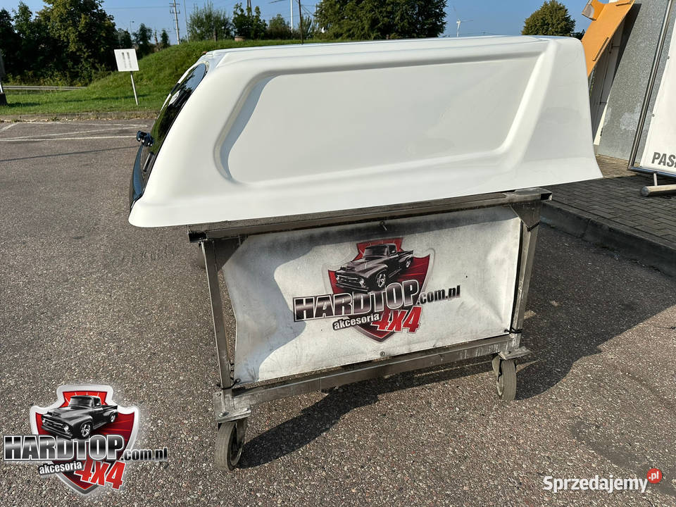 Zabudowa Toyota Hilux HARDTOP na pakę 2016 NOWA Pozostałe Pasłęk
