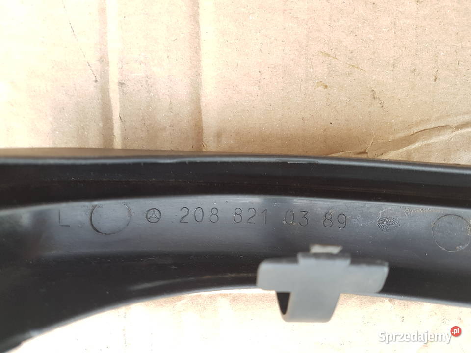 osłona zawiasu klapy bagażnika Mercedes CLK W208 Gdańsk