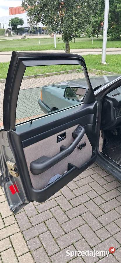 Audi 100 c3 benzyna gas 115KM