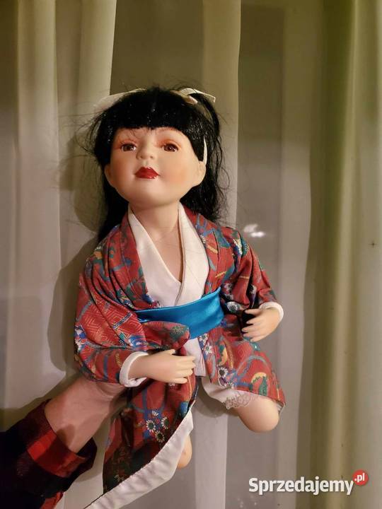 Lalka ceramiczna w stroju kimono ok 50 rarytas Antyki Kołobrzeg