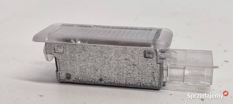 PORSCHE CAYMAN 987 LAMPKA KABINY 6L0947415A