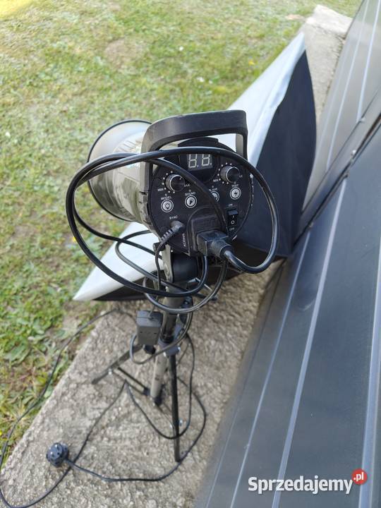 Lampa fotograficzna DE 300 łódzkie Aleksandrów Łódzki sprzedam