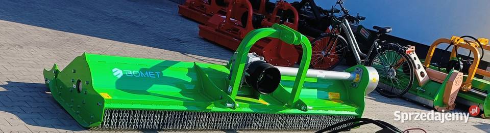 Kosiarka bijakowa BOMET IZAR 2428 młotek 800g