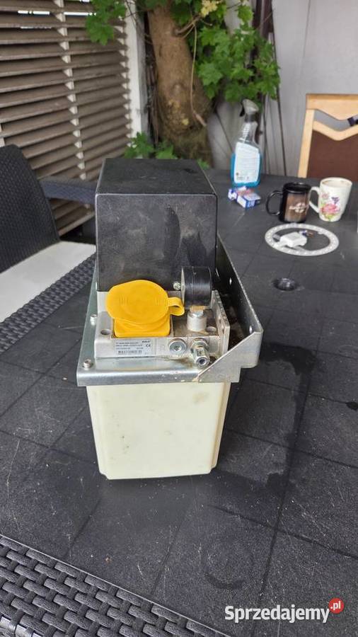 Pompa centralnego smarowania SKF MKU2KW622003428 Karsin