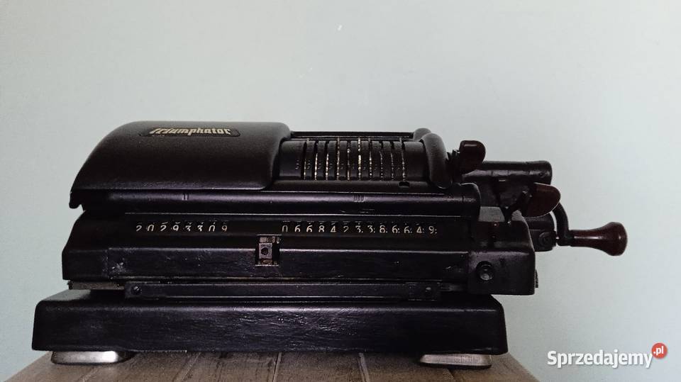 Stara maszyna do liczenia z lat 50 tych Kraków