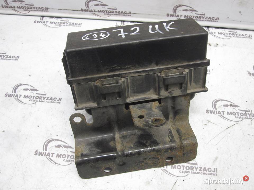 DODGE NITRO 08r skrzynka przekaźników osobowe Kielce