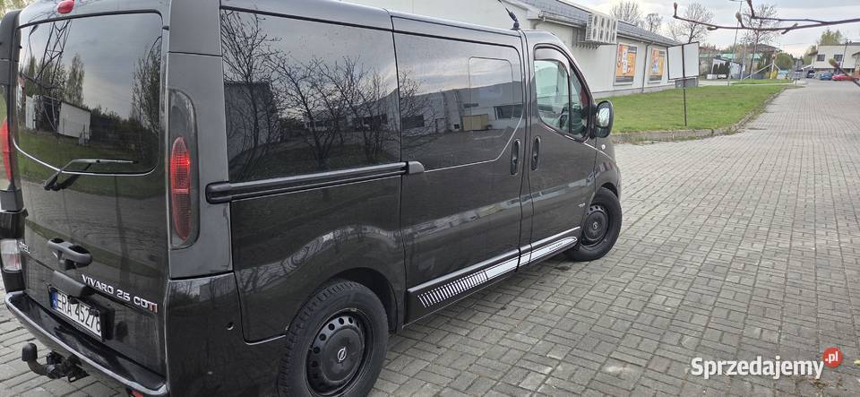Sprzedam Vivaro A 25 dti 135 Radomsko sprzedam